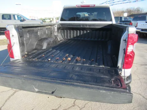 More photos of 2022 Chevrolet Silverado 2500HD Custom at Farris Motor Company - Jefferson City, TN