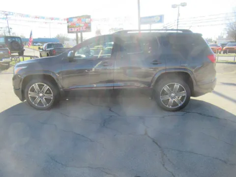 Photos of 2019 GMC Acadia Denali for sale in Jefferson City, TN at Farris Motor Company - Jefferson City