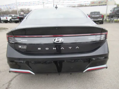 More photos of 2024 Hyundai Sonata SEL at Farris Motor Company - Jefferson City, TN