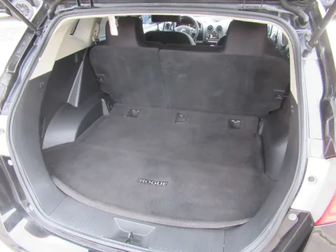 More photos of 2015 Nissan Rogue Select S at Farris Motor Company - Jefferson City, TN