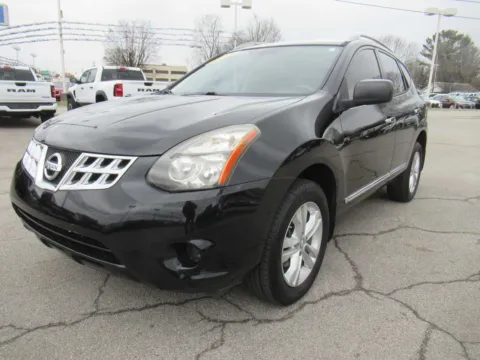 Black 2015 Nissan Rogue Select S for sale in Jefferson City, TN