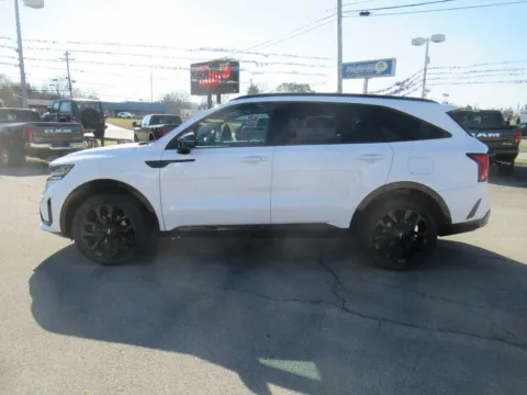 Photos of 2022 Kia Sorento SX for sale in Jefferson City, TN at Farris Motor Company - Jefferson City