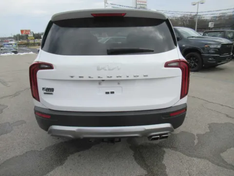 More photos of 2022 Kia Telluride EX at Farris Motor Company - Jefferson City, TN