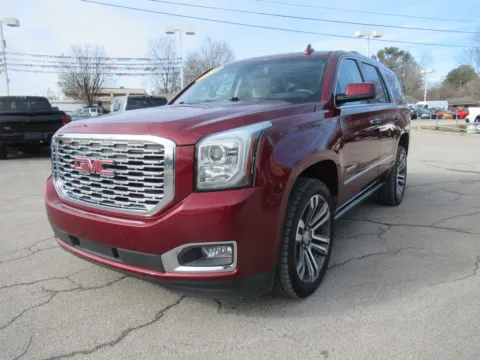 Red 2020 GMC Yukon Denali for sale in Jefferson City, TN