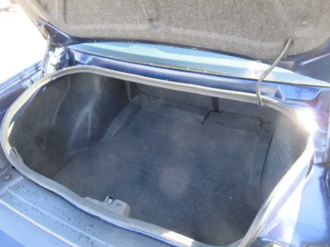 More photos of 2015 Dodge Challenger R/T Plus at Farris Motor Company - Jefferson City, TN