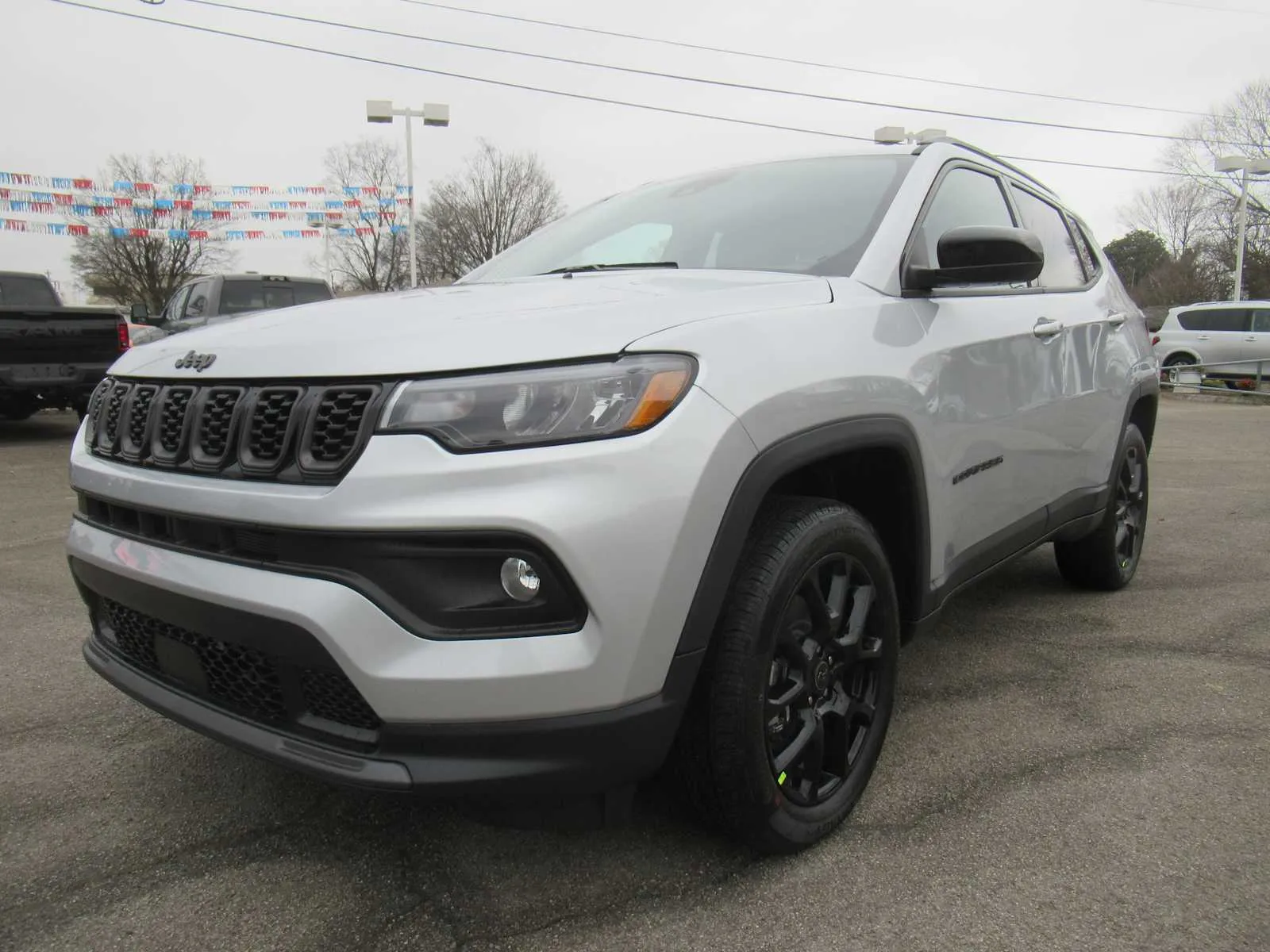 Silver 2026 Jeep Compass Latitude for sale in Jefferson City, TN