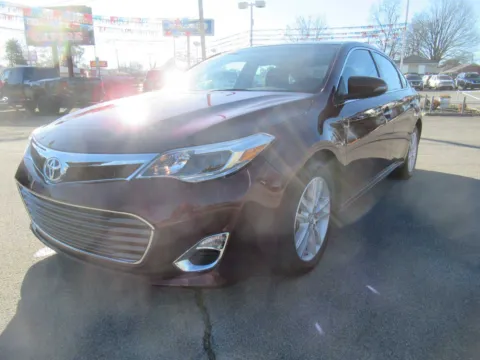 Red 2015 Toyota Avalon XLE Premium for sale in Jefferson City, TN