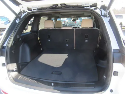 More photos of 2025 Jeep Grand Cherokee Limited at Farris Motor Company - Jefferson City, TN