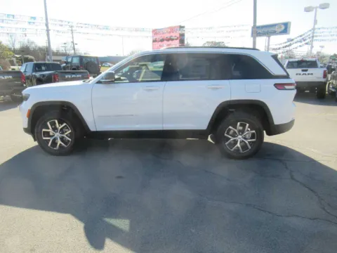 Photos of 2025 Jeep Grand Cherokee Limited for sale in Jefferson City, TN at Farris Motor Company - Jefferson City