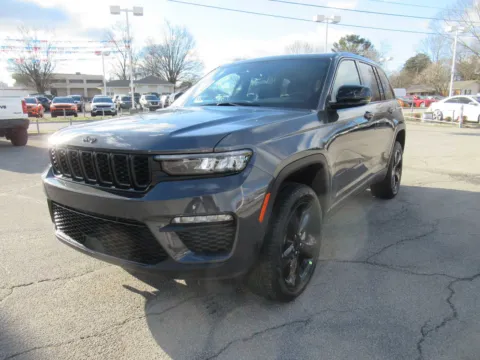 Gray 2025 Jeep Grand Cherokee Limited for sale in Jefferson City, TN