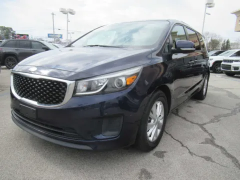 Blue 2018 Kia Sedona LX for sale in Jefferson City, TN