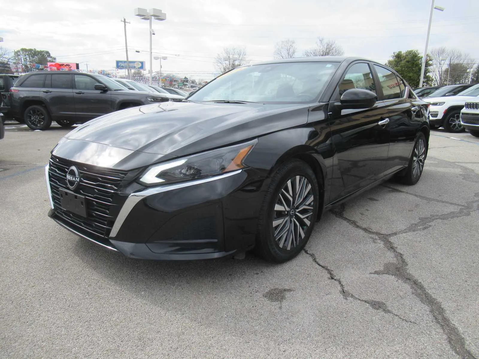 Black 2024 Nissan Altima 2.5 SV for sale in Jefferson City, TN