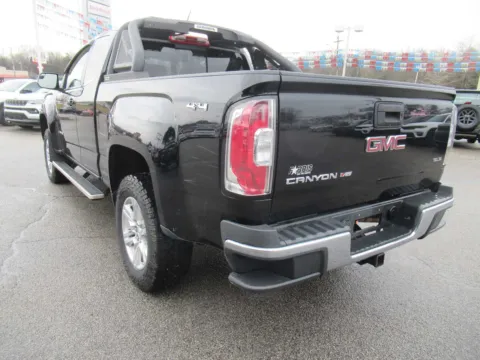 Another view of 2019 GMC Canyon 4WD SLE for sale in Jefferson City, TN at Farris Motor Company - Jefferson City