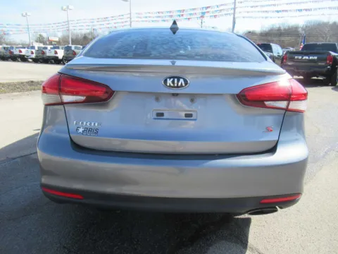 More photos of 2017 Kia Forte S at Farris Motor Company - Jefferson City, TN