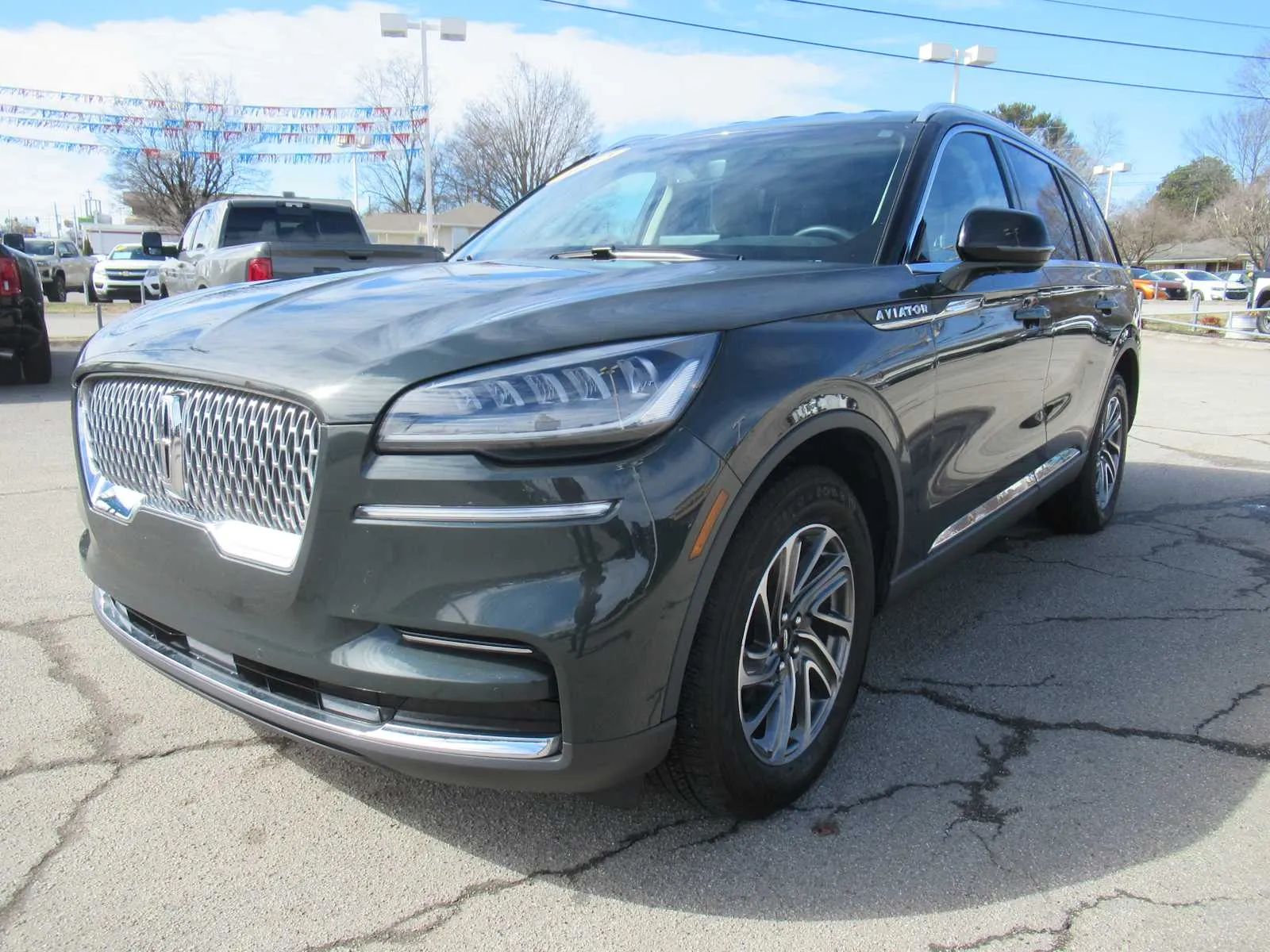 Green 2023 Lincoln Aviator Standard for sale in Jefferson City, TN