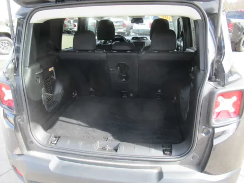 More photos of 2016 Jeep Renegade Justice at Farris Motor Company - Jefferson City, TN