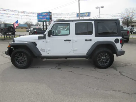 Photos of 2018 Jeep Wrangler Unlimited Sport S for sale in Jefferson City, TN at Farris Motor Company - Jefferson City