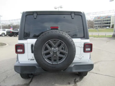More photos of 2018 Jeep Wrangler Unlimited Sport S at Farris Motor Company - Jefferson City, TN