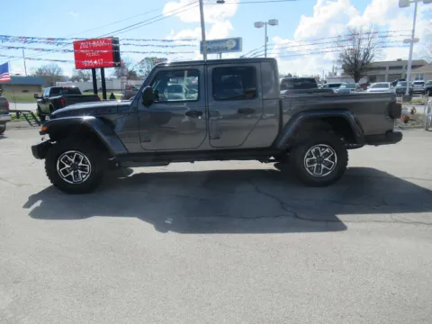Photos of 2026 Jeep Gladiator Rubicon X for sale in Jefferson City, TN at Farris Motor Company - Jefferson City