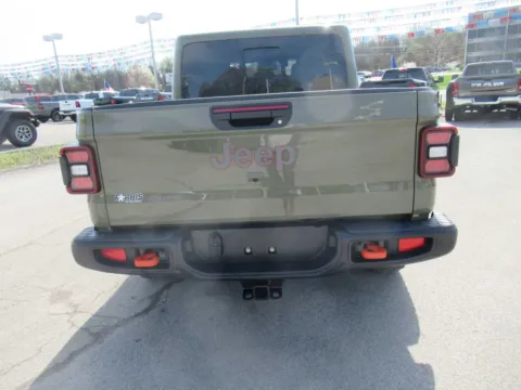 More photos of 2026 Jeep Gladiator Mojave X at Farris Motor Company - Jefferson City, TN
