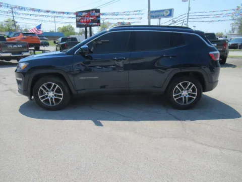 Photos of 2019 Jeep Compass Latitude for sale in Jefferson City, TN at Farris Motor Company - Jefferson City