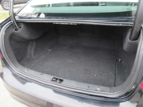 More photos of 2014 Volvo S60 T5 at Farris Motor Company - Jefferson City, TN