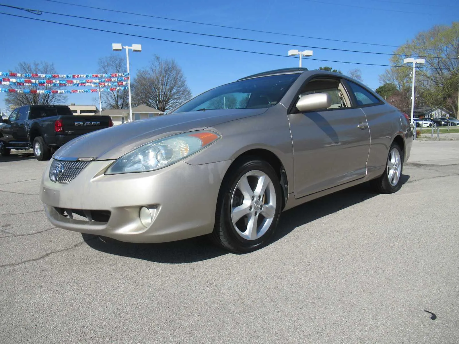 2004 Toyota Camry Solara SLE