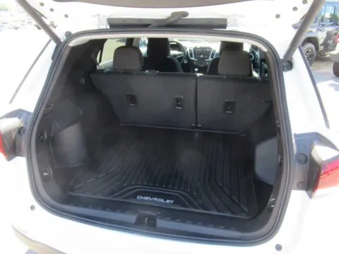 More photos of 2024 Chevrolet Equinox LT at Farris Motor Company - Jefferson City, TN