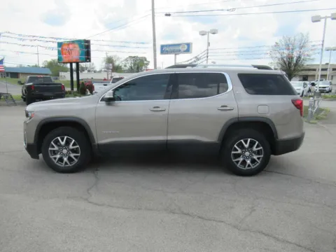 Photos of 2022 GMC Acadia SLT for sale in Jefferson City, TN at Farris Motor Company - Jefferson City