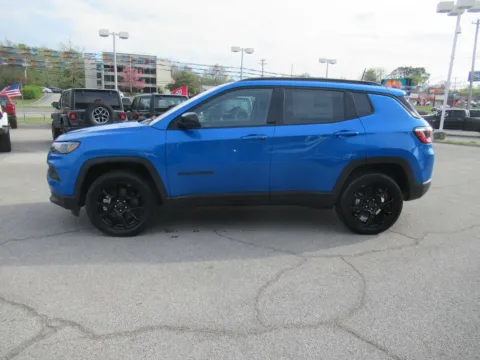 Photos of 2026 Jeep Compass Latitude for sale in Jefferson City, TN at Farris Motor Company - Jefferson City