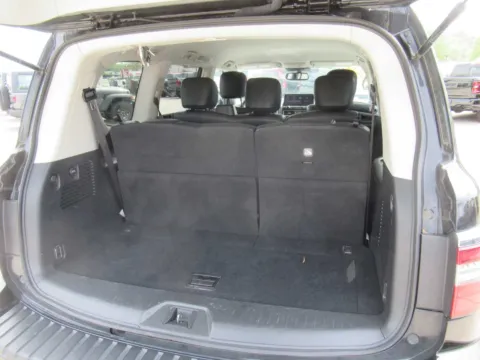 More photos of 2024 Nissan Armada SV at Farris Motor Company - Jefferson City, TN