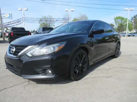 Black 2017 Nissan Altima 2.5 SR for sale in Jefferson City, TN