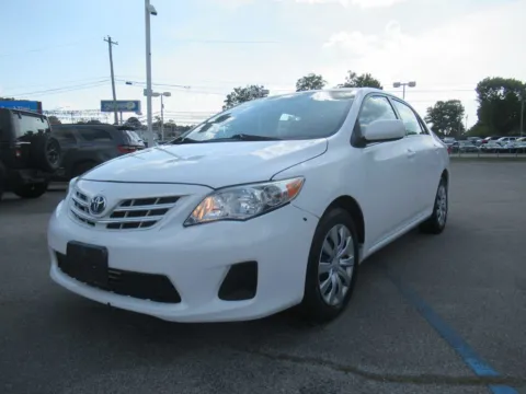 White 2013 Toyota Corolla LE for sale in Jefferson City, TN