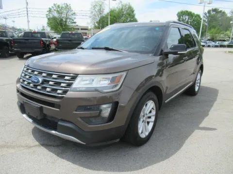 Brown 2016 Ford Explorer XLT for sale in Jefferson City, TN