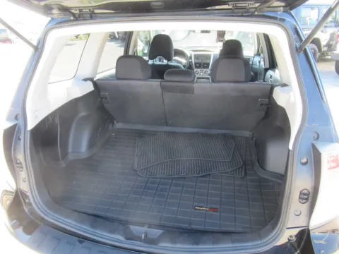 More photos of 2009 Subaru Forester X w/Prem/All-Weather at Farris Motor Company - Jefferson City, TN