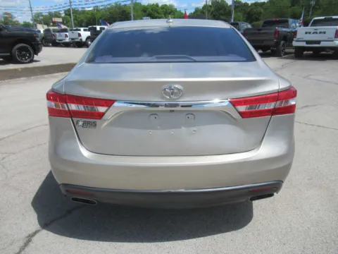 More photos of 2014 Toyota Avalon Limited at Farris Motor Company - Jefferson City, TN
