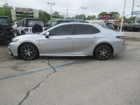 Photos of 2024 Toyota Camry SE for sale in Jefferson City, TN at Farris Motor Company - Jefferson City