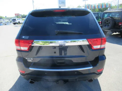 More photos of 2013 Jeep Grand Cherokee Overland at Farris Motor Company - Jefferson City, TN