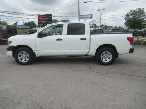 Photos of 2021 Nissan Titan S for sale in Jefferson City, TN at Farris Motor Company - Jefferson City