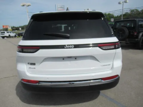 More photos of 2026 Jeep Grand Cherokee Laredo X at Farris Motor Company - Jefferson City, TN