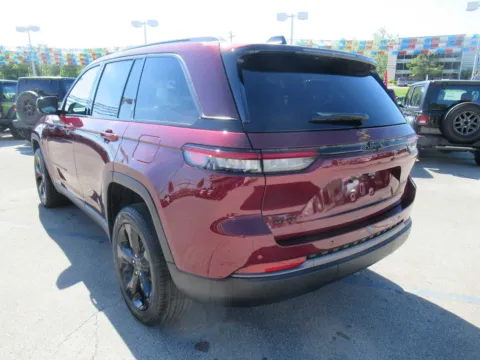 Another view of 2026 Jeep Grand Cherokee Limited for sale in Jefferson City, TN at Farris Motor Company - Jefferson City