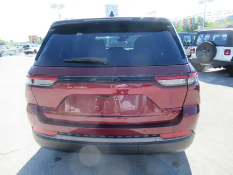 More photos of 2026 Jeep Grand Cherokee Limited at Farris Motor Company - Jefferson City, TN