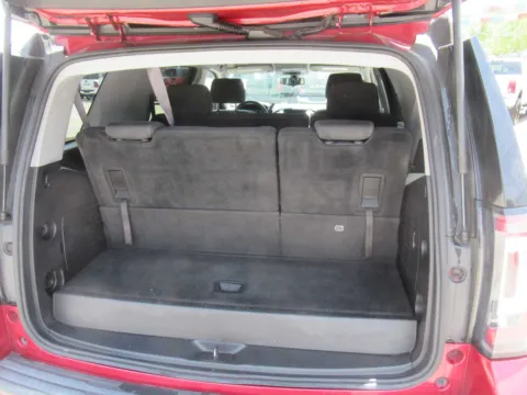 More photos of 2015 GMC Yukon SLE at Farris Motor Company - Jefferson City, TN