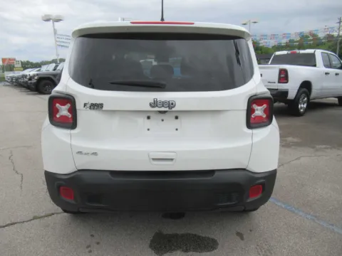 More photos of 2023 Jeep Renegade Latitude at Farris Motor Company - Jefferson City, TN