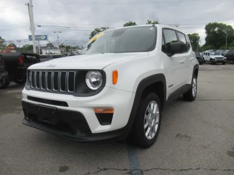 White 2023 Jeep Renegade Latitude for sale in Jefferson City, TN