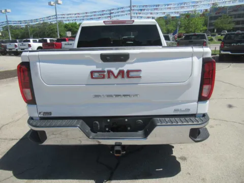 More photos of 2023 GMC Sierra 1500 SLE at Farris Motor Company - Jefferson City, TN