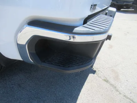 More photos of 2023 GMC Sierra 1500 SLE at Farris Motor Company - Jefferson City, TN