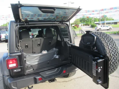 More photos of 2026 Jeep Wrangler Willys at Farris Motor Company - Jefferson City, TN