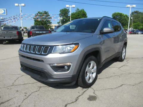 Silver 2018 Jeep Compass Latitude for sale in Jefferson City, TN
