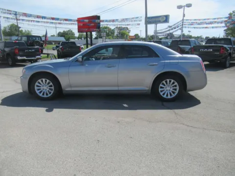 Photos of 2013 Chrysler 300 for sale in Jefferson City, TN at Farris Motor Company - Jefferson City
